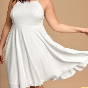 White dress, perfect for bridal shower